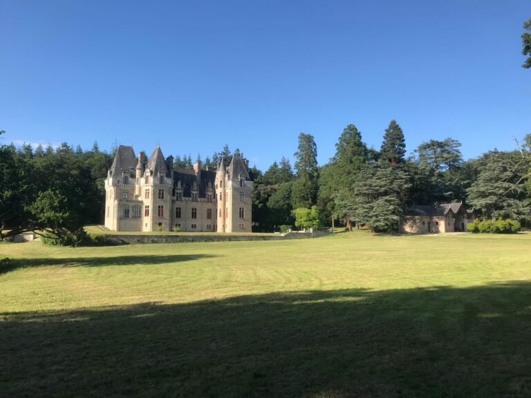 Le domaine du château du Brossay en Bretagne