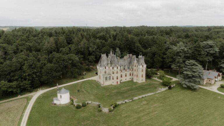 Le domaine du château du Brossay en Bretagne