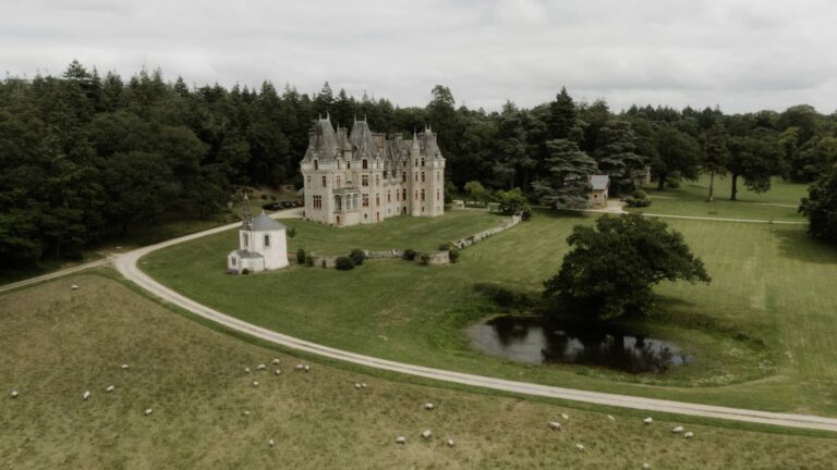 Le domaine du château du Brossay en Bretagne